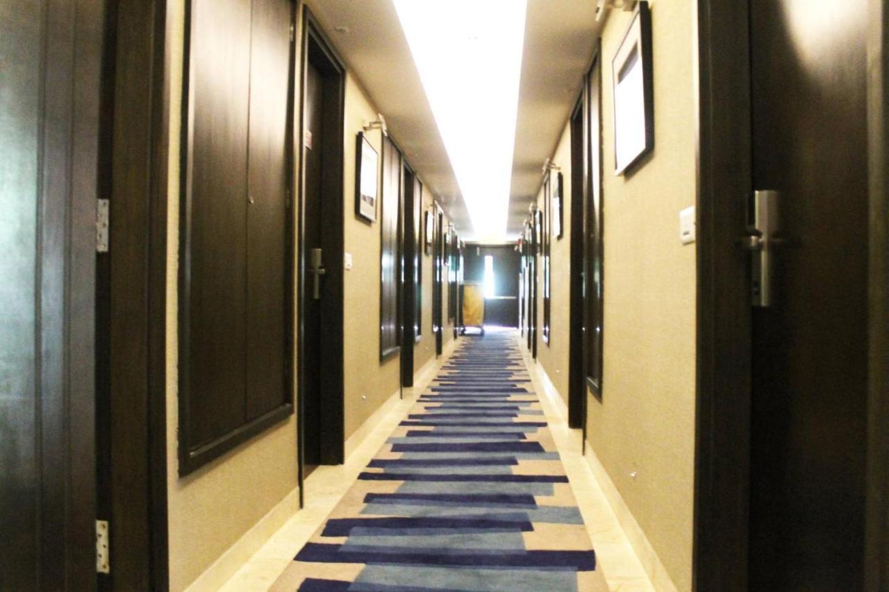 The Palm Spring A Boutique Hotel Naraina New Delhi Eksteriør bilde